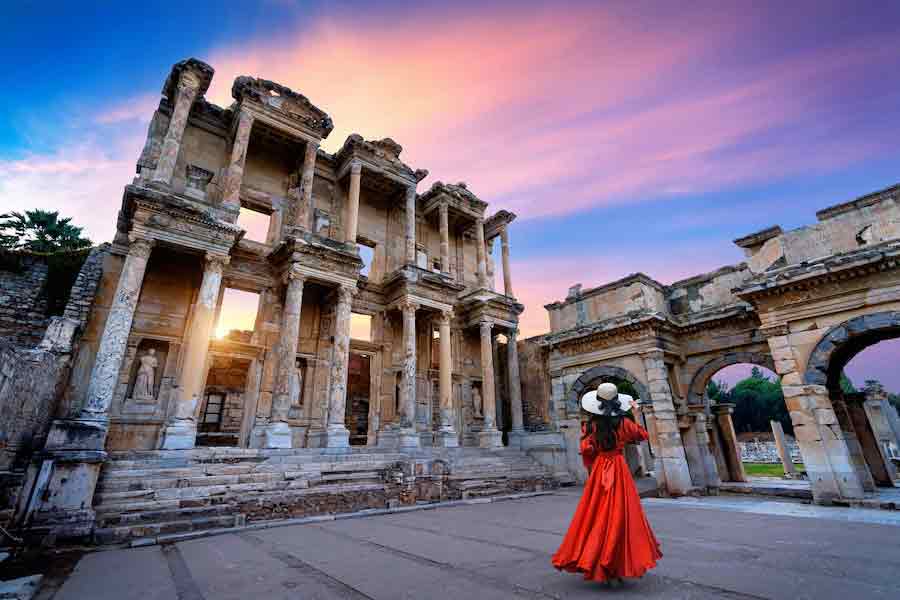 How do I get from Istanbul to Ephesus?