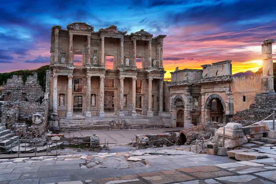 Why Do You Need A Tour Guide In Ephesus?